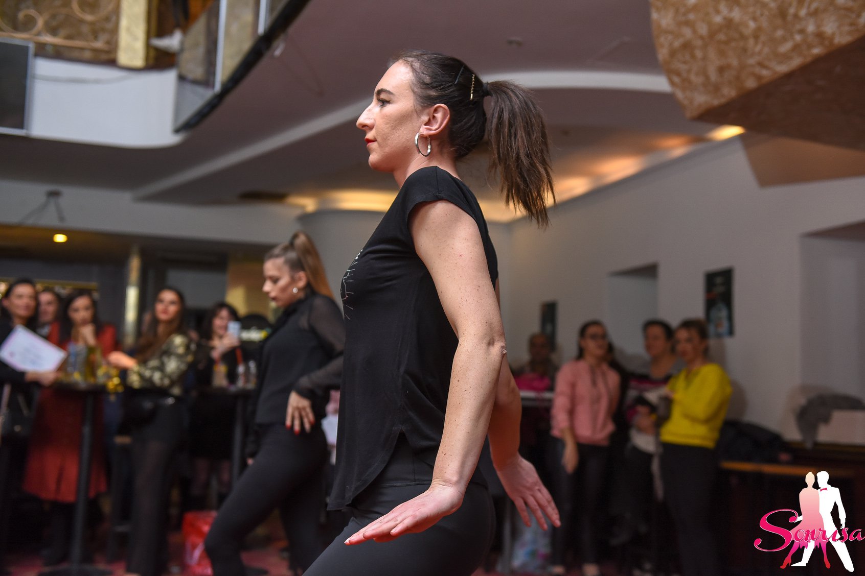Слика од Heels настап на Предновогодишната забава 2019/2020 (Бродот на Среќата)